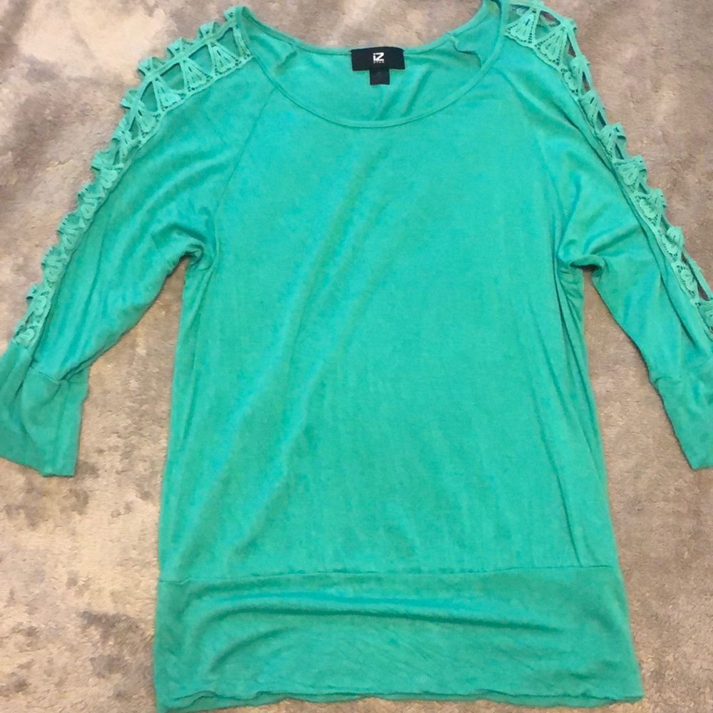 IZ Byer cutout sleeve top